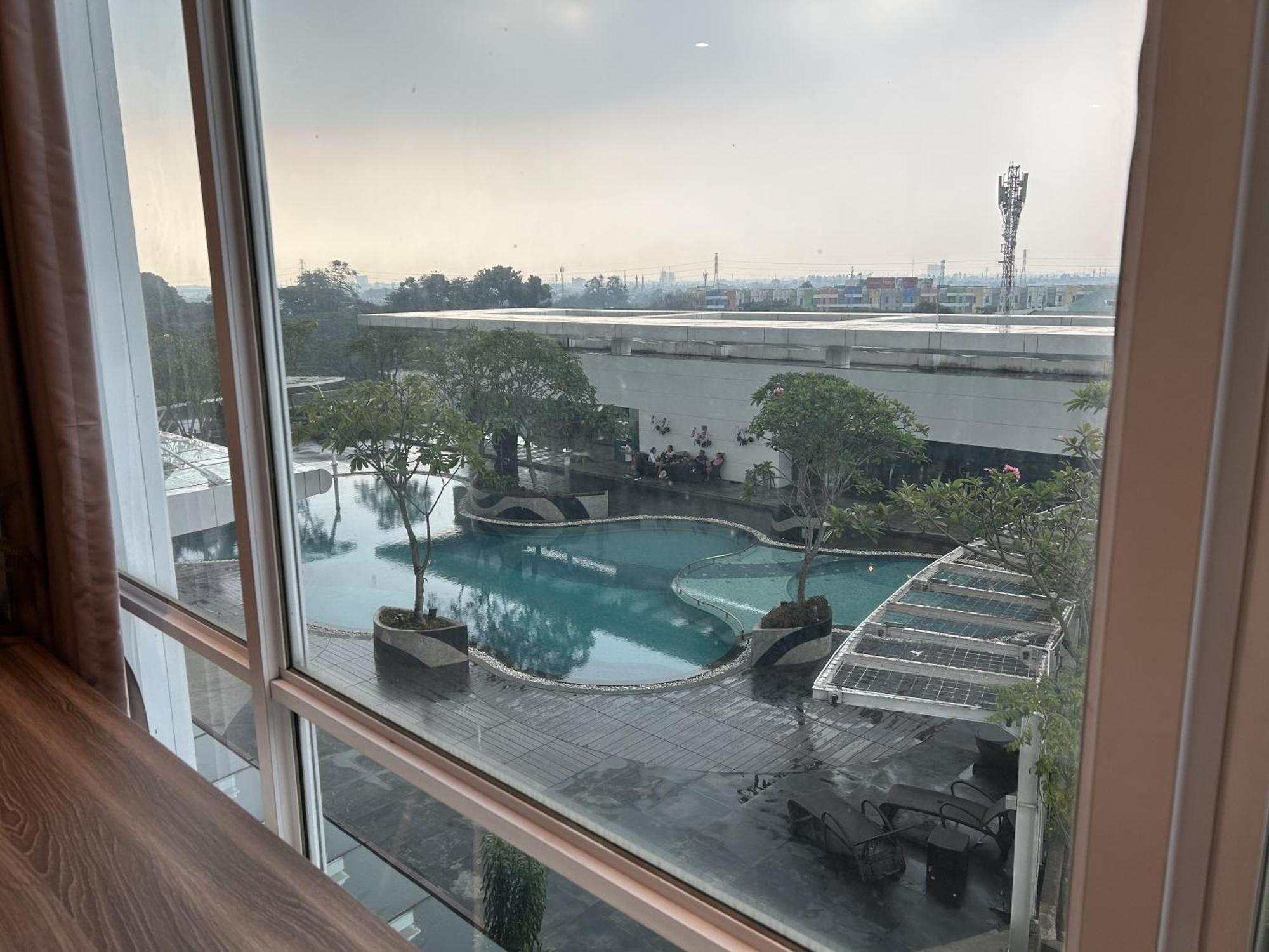 U Residence 2 Studio Apartment Pool View Tangerang Eksteriør bilde