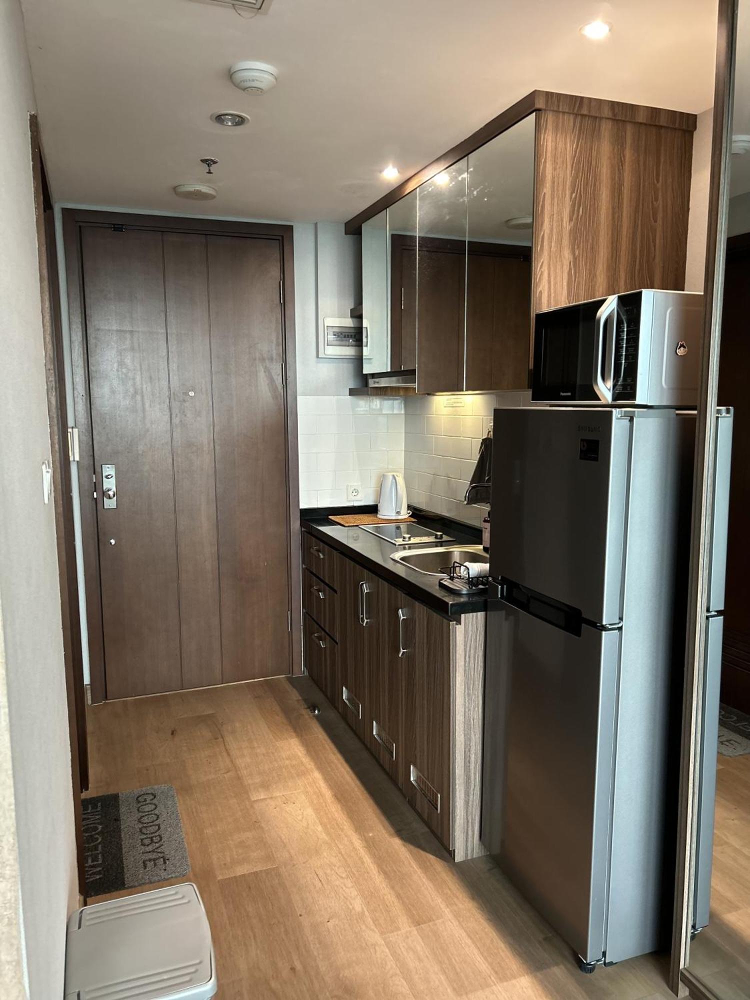 U Residence 2 Studio Apartment Pool View Tangerang Eksteriør bilde